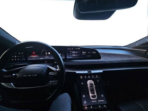 Used 2022 Lucid Air Grand Touring image 12