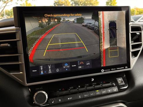 Used 2024 Toyota Tundra Limited image 20