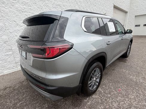 Used 2025 GMC Acadia Elevation w/ LPO, Floor Liner Package AWD/4WD image 7