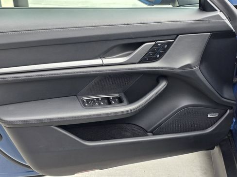 Certified 2025 Porsche Taycan image 17