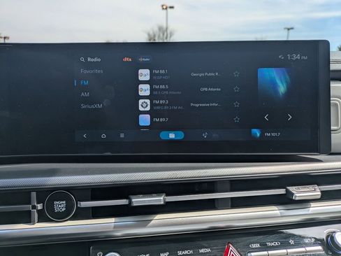 Used 2025 Hyundai Santa Fe SEL image 19