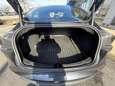 Used 2025 Tesla Model 3 Long Range image 31