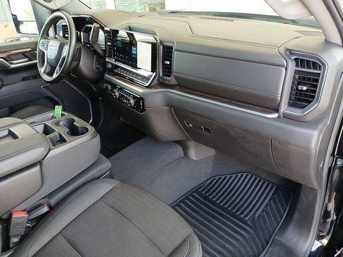 Used 2025 Chevrolet Silverado 3500 LT w/ Safety Package AWD/4WD image 30