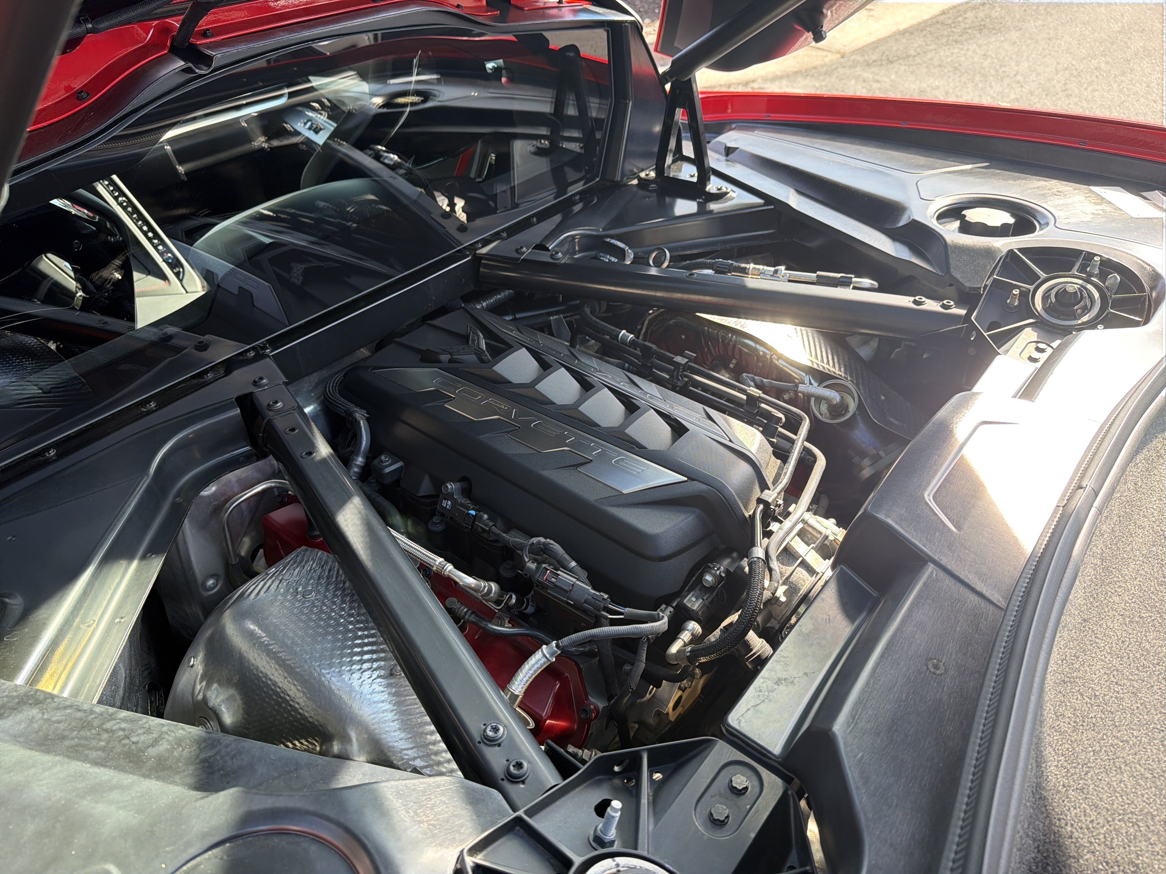 Used 2024 Chevrolet Corvette Stingray Premium Cpe w/ Z51 Performance Package RWD image 17
