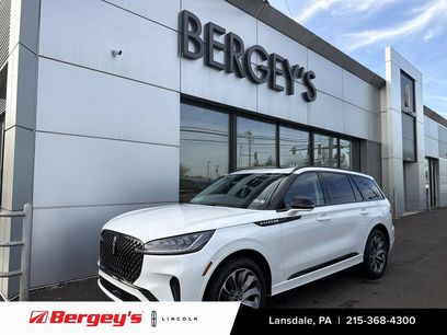 New 2026 Lincoln Aviator AWD w/ Jet Appearance Package