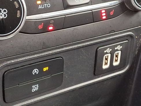 Used 2020 Ford EcoSport SE FWD image 24
