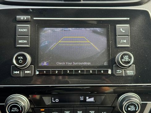 Used 2020 Honda CR-V LX image 30