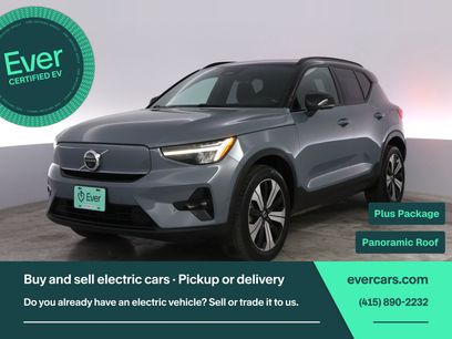 Used 2023 Volvo XC40 Recharge Plus