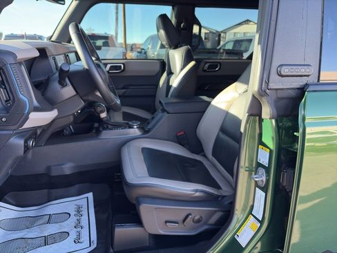 Used 2024 Ford Bronco Wildtrak image 22