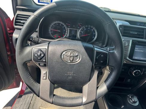 Used 2016 Toyota 4Runner SR5 Premium AWD/4WD image 8