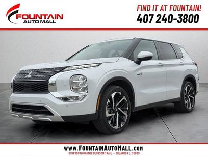 Used 2025 Mitsubishi Outlander SE