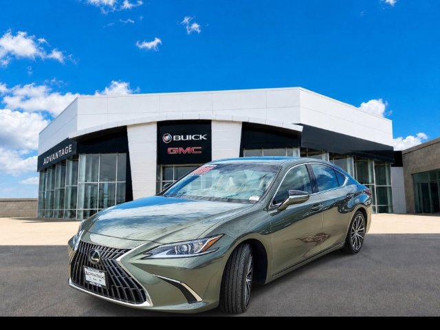 Used 2025 Lexus ES 350 w/ Premium Package FWD image 4