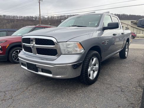 Used 2023 RAM 1500 Classic SLT image 4