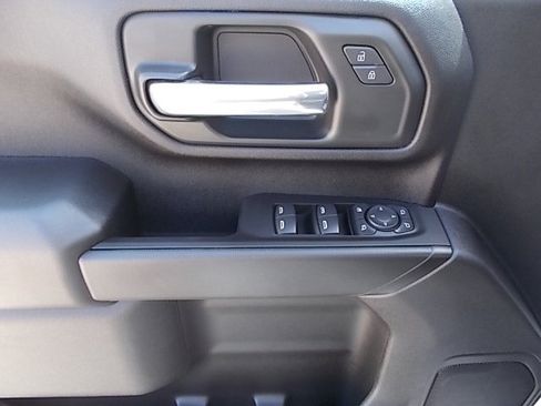 Used 2025 Chevrolet Silverado 2500 W/T w/ WT/CX Safety Package AWD/4WD image 11
