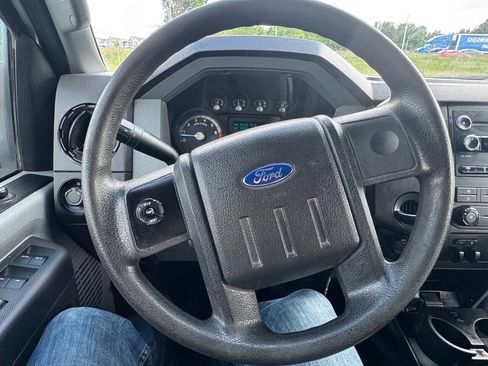 Used 2015 Ford F250 XL w/ Power Equipment Group RWD image 21
