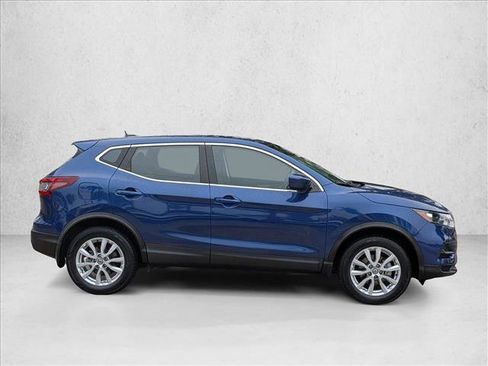 Used 2022 Nissan Rogue Sport S FWD image 4