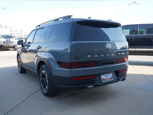 Used 2025 Hyundai Santa Fe SEL FWD image 11