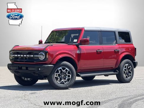 New 2026 Ford Bronco Outer Banks AWD/4WD image 1