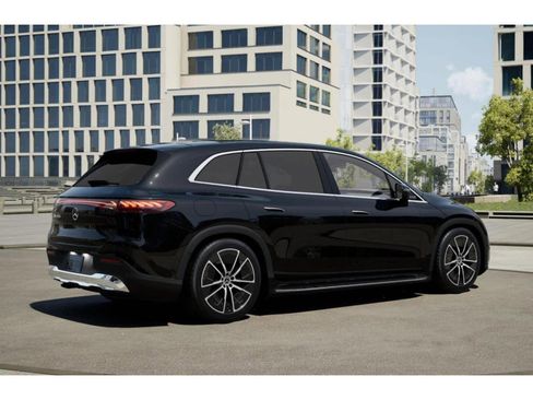 Used 2023 Mercedes-Benz EQS 450+ SUV image 18