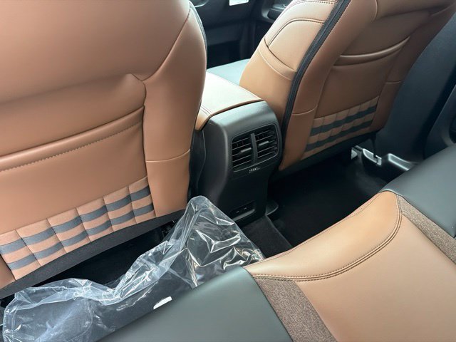 New 2026 Ford Bronco Sport Outer Banks w/ Outer Banks Tech Package+ AWD/4WD image 8