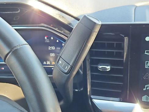 Certified 2023 Chevrolet Silverado 1500 LT AWD/4WD image 28