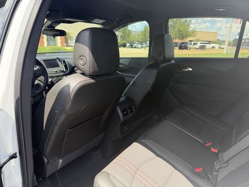 Used 2024 Chevrolet Equinox RS FWD image 19