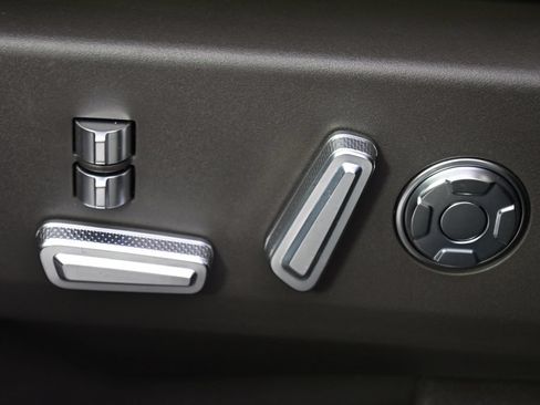 New 2026 Lincoln Nautilus Black Label AWD/4WD image 14
