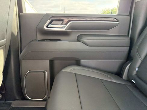 New 2026 GMC Sierra 2500 SLT w/ SLT Premium Package image 14