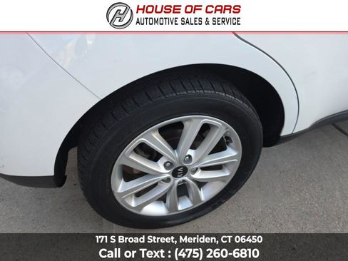 Used 2018 Kia Soul + FWD image 21