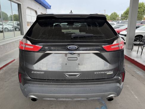 Used 2019 Ford Edge Titanium w/ Equipment Group 301A FWD image 7