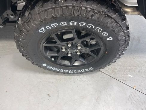 New 2026 Jeep Gladiator Sport AWD/4WD image 32