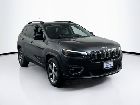 Used 2022 Jeep Cherokee Limited image 3