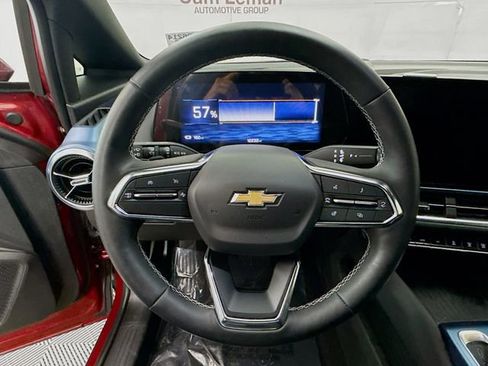 Used 2024 Chevrolet Equinox EV LT image 13