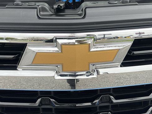 Used 2025 Chevrolet Silverado 1500 LT w/ Safety Package image 30