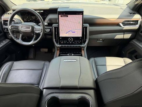 Used 2026 GMC Yukon XL Denali w/ Sun & Power Step Package AWD/4WD image 16