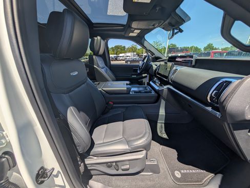 New 2026 Ford Expedition Max Platinum AWD/4WD image 6
