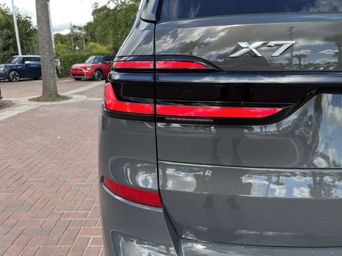 Used 2025 BMW X7 xDrive40i w/ Executive Package AWD/4WD image 41