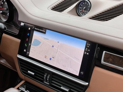 Used 2023 Porsche Cayenne Turbo w/ Premium Package Plus (PI3) image 36