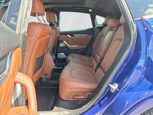 Used 2019 Maserati Levante S GranLusso AWD/4WD image 18