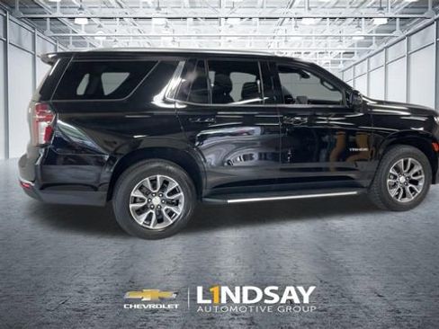 Used 2022 Chevrolet Tahoe LT w/ Luxury Package AWD/4WD image 2