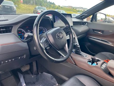 Used 2021 Toyota Venza Limited AWD/4WD image 34