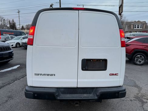 Used 2020 GMC Savana 3500 Extended w/ Driver Convenience Package image 7