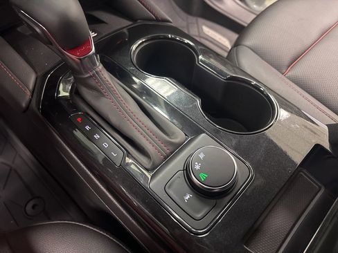 Used 2023 Chevrolet Blazer RS w/ Enhanced Convenience Package image 26