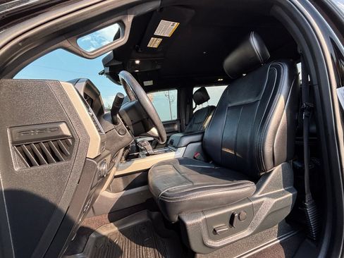 Used 2020 Ford F150 Lariat w/ Equipment Group 502A Luxury AWD/4WD image 14