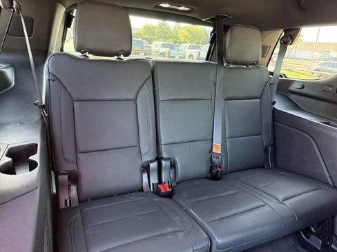 Used 2024 Chevrolet Tahoe Z71 w/ Luxury Package AWD/4WD image 25