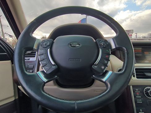 Used 2012 Land Rover Range Rover HSE image 28