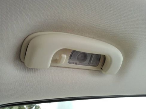 Used 2017 Cadillac XT5 Luxury w/ Driver Awareness Package image 32