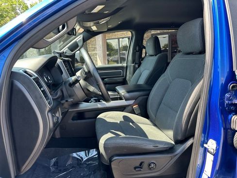 Used 2019 RAM 1500 Big Horn AWD/4WD image 10