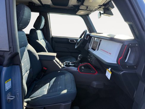 New 2025 Ford Bronco Heritage Edition image 19