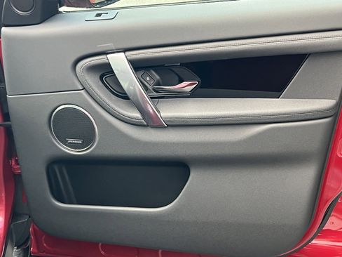 Certified 2024 Land Rover Discovery Sport S image 10